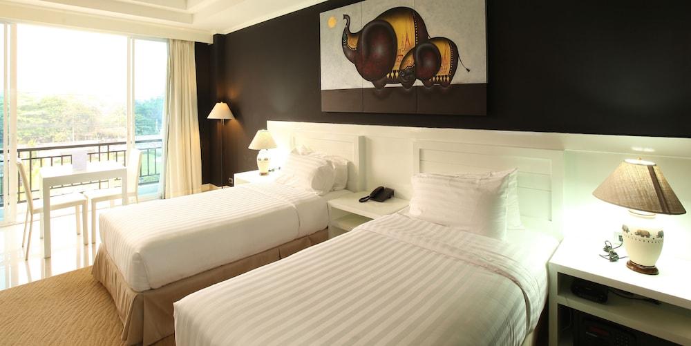 La Vie En Rose - Sha Plus Chiang Rai Exterior photo
