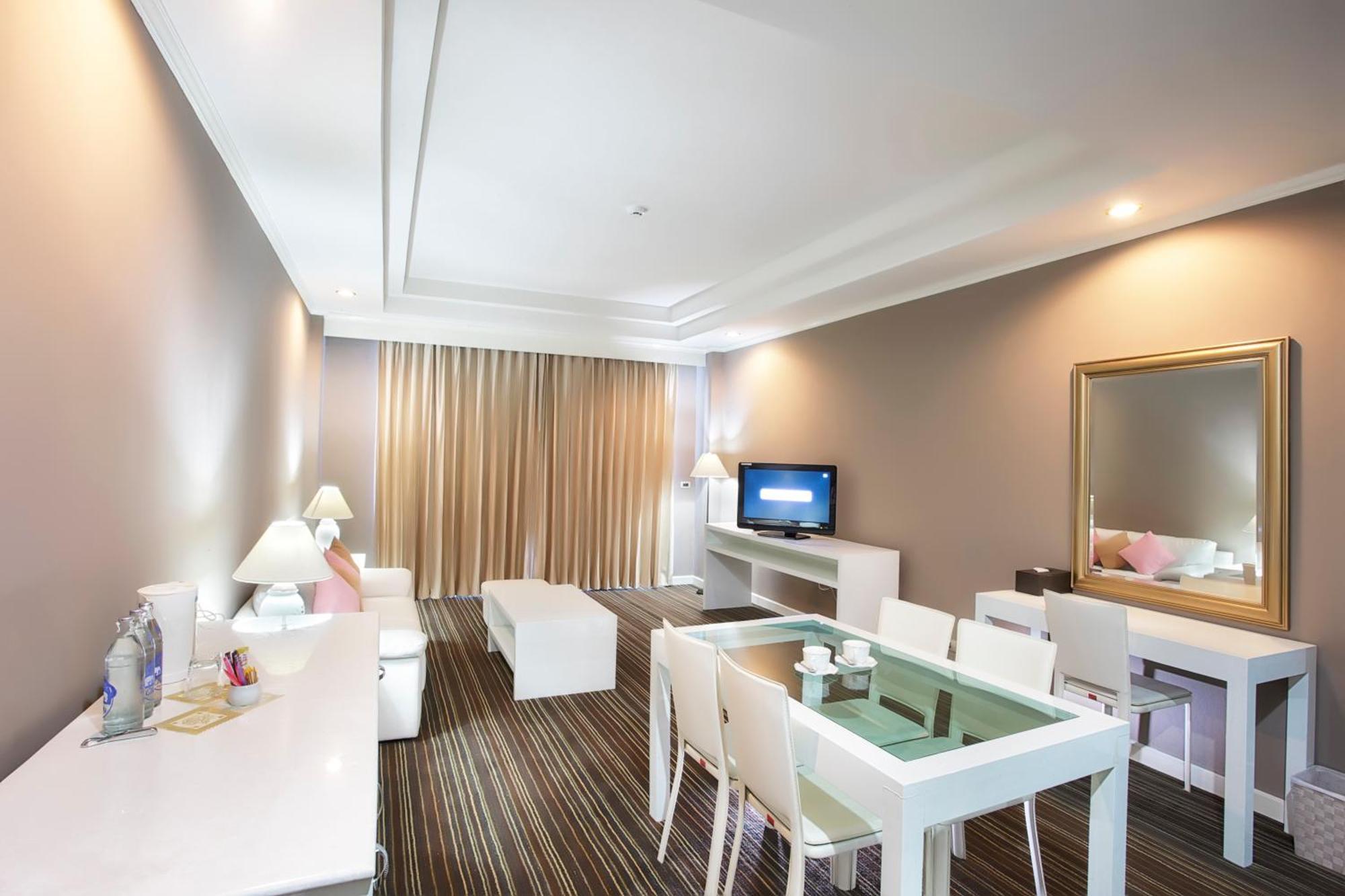 La Vie En Rose - Sha Plus Chiang Rai Exterior photo