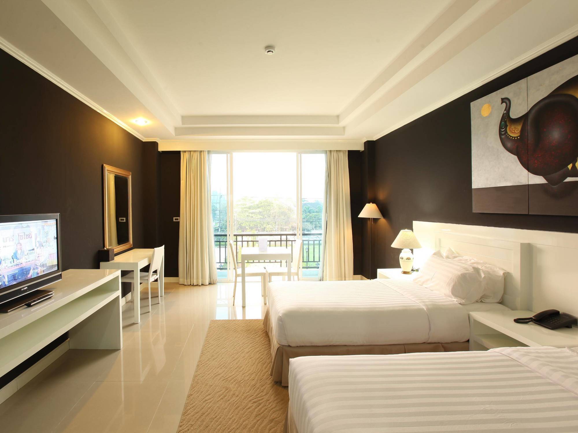 La Vie En Rose - Sha Plus Chiang Rai Exterior photo